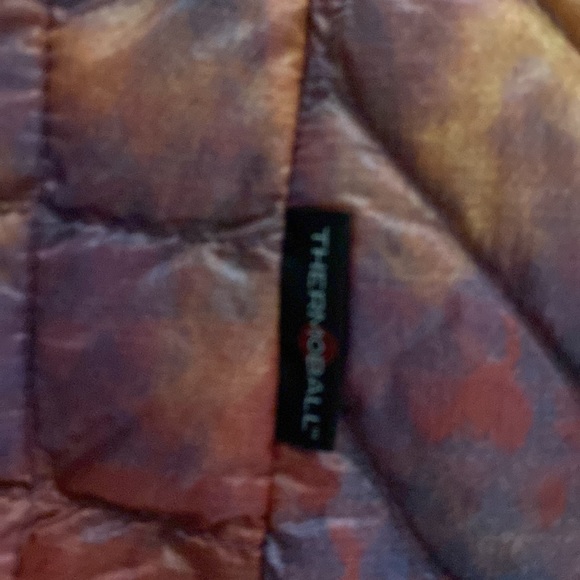 HP! The North Face XS Like New Thermoball Winter Jacket Multicolored Beautiful - Picture 11 of 12